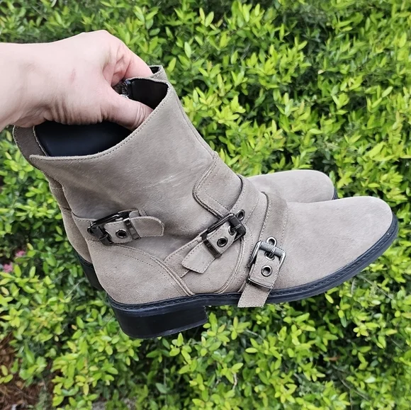 Nwot Kendall+Kylie Nori Suede Buckle Strap Moto Ankle Boot Tan Women's boots8,5M - Picture 3 of 16